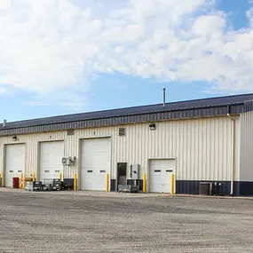 Service bays at RDO Truck Center in Norfolk, NE