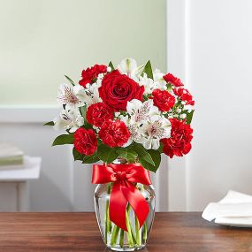 Fields of Europe™ Bliss - Being greeted at the door by a stunning bouquet of vibrant red and whiteâ€¦ now thatâ€™s bliss.