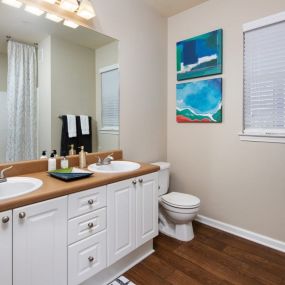 Spacious Bathroom with Relaxing Garden Tub at The Berkeley Apartment Homes