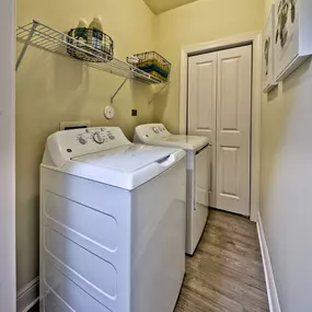 In-Unit Washer and Dryer