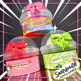 ✨ NEW KAWAII SLIMES ALERT! ✨
Dip your chips in Pico De Slimo, satisfy your sweet tooth with Melon Creamy Soda, and enjoy a cuteness overload with A'Lotl Friends! Add some squishy fun to your collection, but act fast 'cause our slimes go fast! ????????