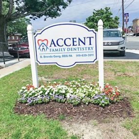 Accent Family Dental Office Sign