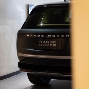 Inside Land Rover Mayfair