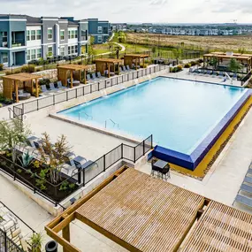 Luxury Pool