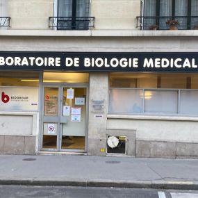 Bild von BIOGROUP - Laboratoire Paris Croix Nivert