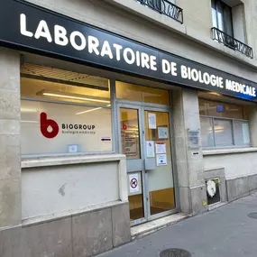 Bild von BIOGROUP - Laboratoire Paris Croix Nivert