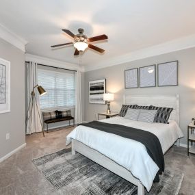 Spacious bedroom with carpet at Artesian on Westheimer