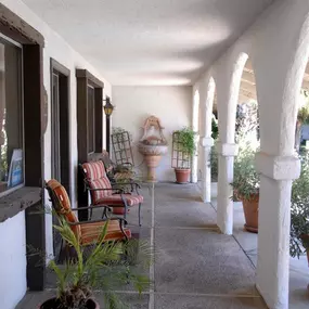 Leasing Office Entrance at Casa Del Rio Apartments