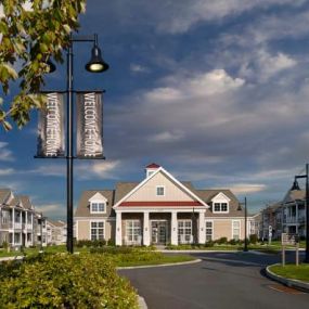 entry to the property with clubhouse directly in front