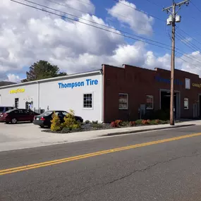 Thompson Tire Discounters on 72 First Street NE in Pulaski