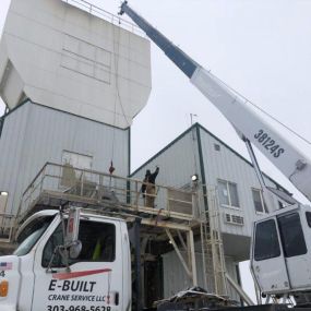 E-built offer heavy duty cranes that lift from 38 to 50 tons!