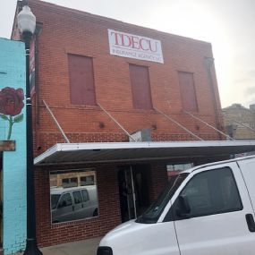 TDECU Insurance Agency Groesbeck Exterior Entrance