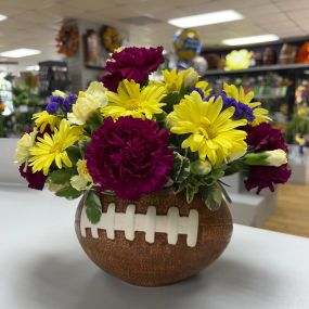 Homecoming season is here! Celebrate the football game with some fresh flowers!!????