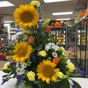 Come see what we can do for arrangements! We love these large sunflowers!????