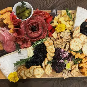 Celebrating national cheese day with this gorgeous #charcuterieboard ????