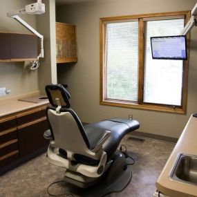Bild von Antelope Creek Family Dentistry - Normal Blvd