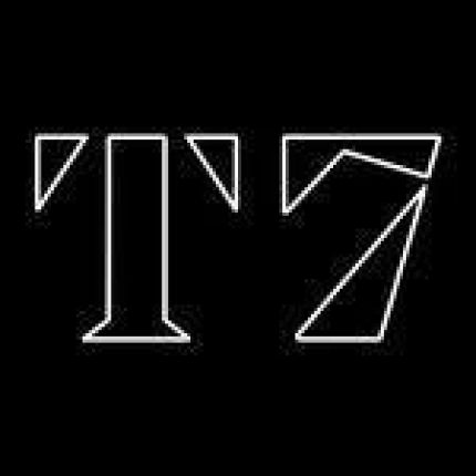Logotipo de T7 CLUB