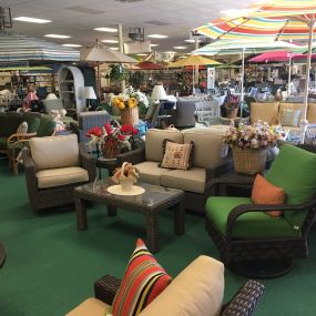 Bild von Lowery's Lawn & Patio Furniture