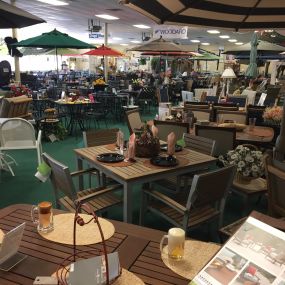 Bild von Lowery's Lawn & Patio Furniture