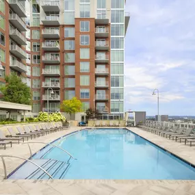 Rooftop resort-style pool and sundeck at Camden Music Row apartments in Nashville, TN