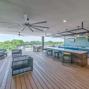 Flats side open-air, covered lounge space