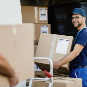 The rise in e-commerce has dramatically increased the demand for efficient and dependable e-commerce drivers. Your customers have expectations, and you need a team of experienced van drivers that are safe as they are punctual. When your hub is experiencing a shortage of quality drivers, contact ATR.