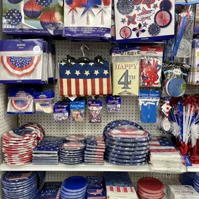 ????????????✨ Three cheers for the Red, White and Blue! We’ve got everything you need for a bang up Fourth of July celebration! Whether you are celebrating with a backyard BBQ, a neighborhood block party, attending a 4th of July parade, spending the day at the beach or just chilling and watching fireworks, we have all the party supplies, catering goods, patriotic wearables, red white and blue decorations and balloons to make your Independence Day amazing! ????????????????