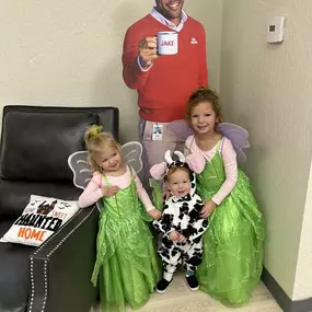 Hope you had a wonderful Halloween. These adorable little trick or treaters came by the office to hit up Jake for some candy. We had a few others, but I forgot to take a picture. Thanks for stopping by!