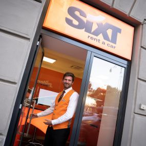 Bild von Sixt Noleggio Auto e furgoni Salerno stazione centrale