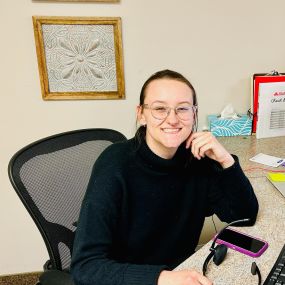 Meet Hannah, our new front desk customer service rep!