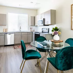 Dining & Kitchen | Whitestone Crossing