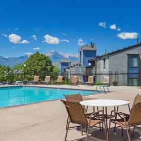 Poolside Dining Tables