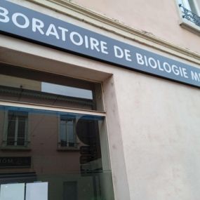 Bild von BIOGROUP - Laboratoire de Lyon Monplaisir