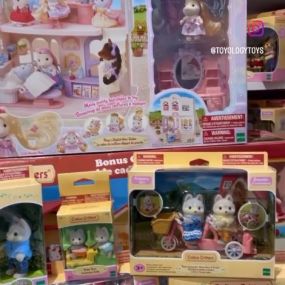 Check out these NEW cute Calico Critters! We ❤️ Calico Critters and Toyology is fully stocked with tons of different sets! Come visit us in-store at our Bloomfield Hills Toyology, Royal Oak Toyology or West Bloomfield Toyology locations or online @ www.toyologytoys.com