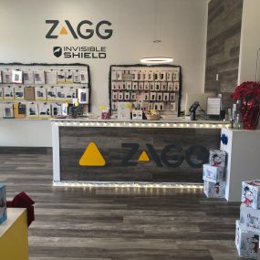 store interior of zagg downtown crown md