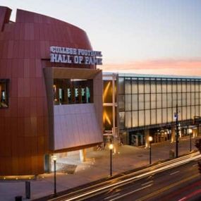 College Football Hall of Fame in Atlanta Client: Cousins/Gude This three-story, 94,000-sf entertainment facility
