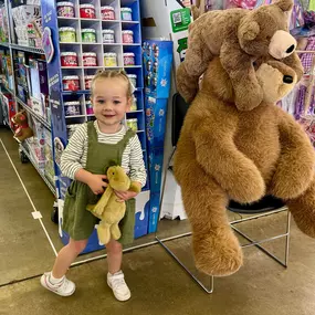 This cutie got her very own @jellycat Bashful Dino @chiomegachristmasmarket —come check out our huge Jellycat selection and get yours today! ????