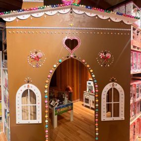 Our newest location on College Avenue in Berkeley is OPEN!!
????
We’re so excited to welcome you in! Be sure to check out our Gingerbread Playhouse ????
????2901 College Avenue in Berkeley
⏰ Open Sunday from 10-6, Monday-Friday from 10-7, and Saturdays from 9-7!