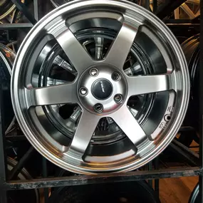 Noah's Tire Shop-rim silver