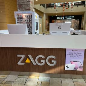 Storefront of ZAGG FlatIron Crossing CO