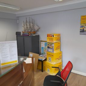 Bild von DHL Express Service Point (Balu Travel Ltd)