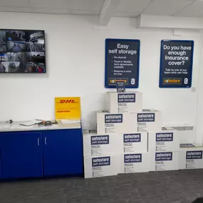 Bild von DHL Express Service Point (Safestore Milton Keynes)