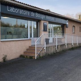 Bild von BIOGROUP BIOESTEREL - Laboratoire Le Muy - Les Jonquières