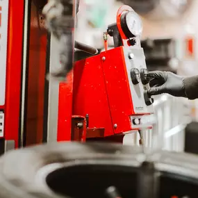 Precision equipment meets expert hands. At McCormick’s Quality Tires & Lube, we use state-of-the-art Hunter technology to ensure every tire is balanced and road-ready.