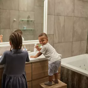 kids brushing their teeth