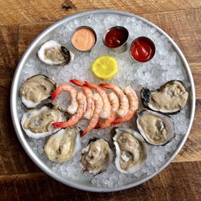 CHEF’S CURATED OYSTERS