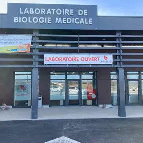 Bild von BIOGROUP - Laboratoire du Loup