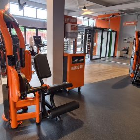 Basic-Fit Valkenswaard Handwerkstraat 24/7 - strength zone