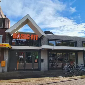 Basic-Fit Valkenswaard Handwerkstraat 24/7 - entree