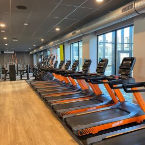 Basic-Fit Utrecht Van Heuven Goedhartplein 24/7 - cardio